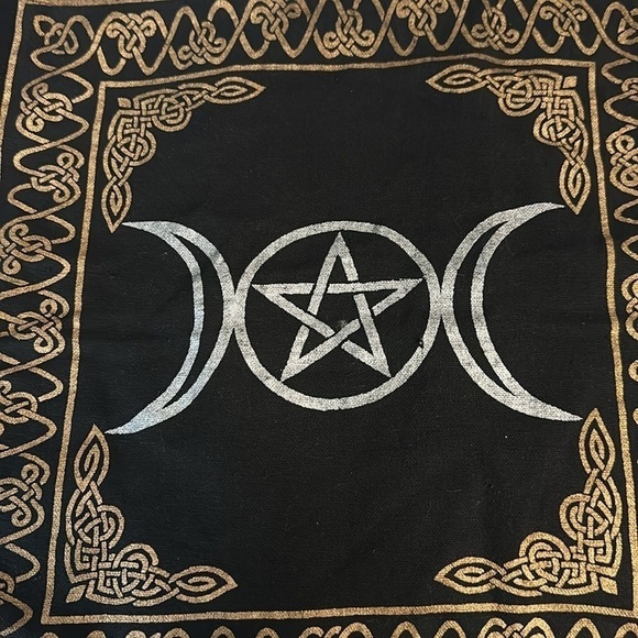 EUC Moon Tote  Bag 100% cotton astrology witchy black 
Shopping, books, spacious - Picture 6 of 8